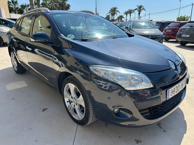 RENAULT MEGANE ESTATE LIMITED 1.5 DCI AUTO SPANISH LHD IN SPAIN 92K SUPERB 2011